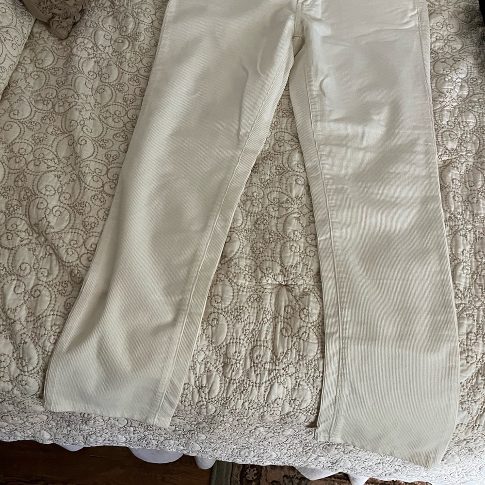 Vineyard vines women’s corduroy pants (size 6)